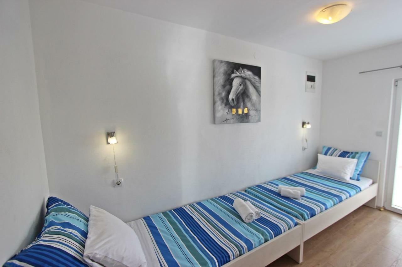 Apartments Josip Murter Eksteriør bilde
